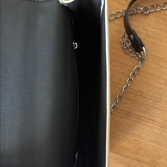 Hot Topic Black and White Shoulder Bag Books of Spells and Charms - Picture 6 of 6